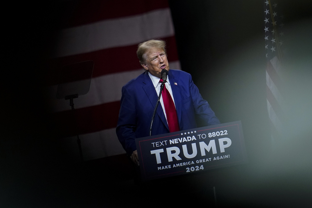 Supreme Court retakes 2024 spotlight after Trump kicked off Colorado ballot