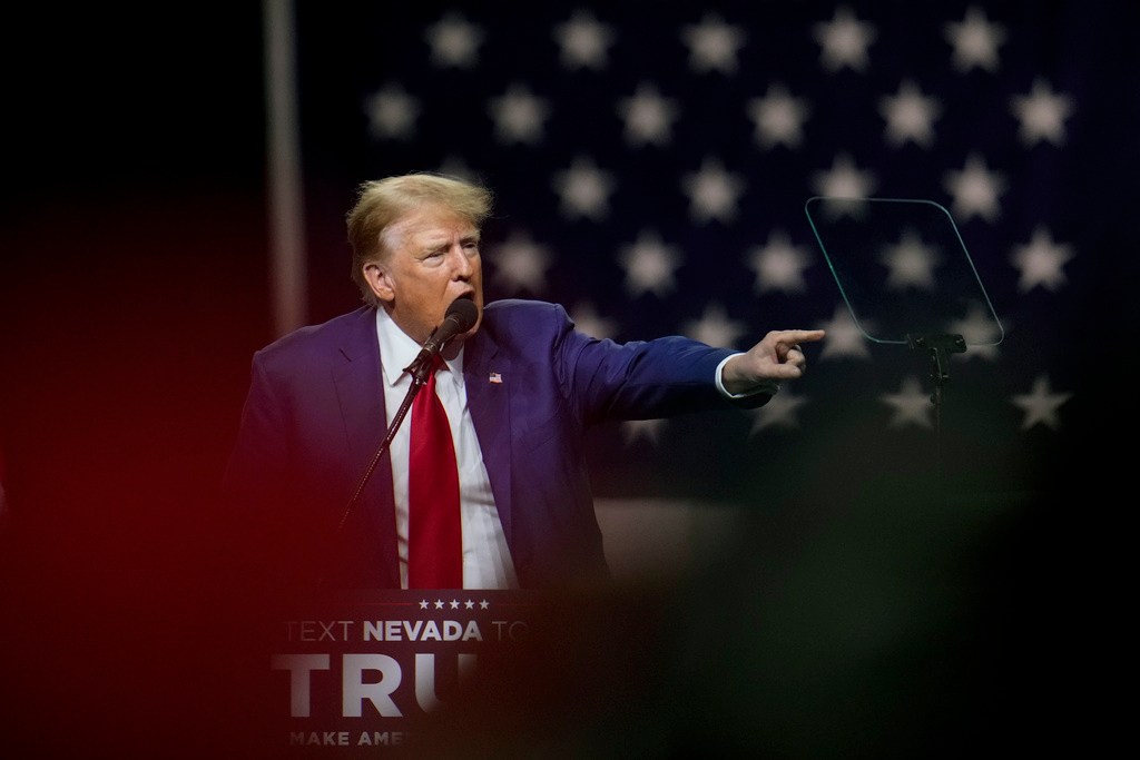 GOP senators distance themselves from Trump ‘poisoning the blood’ immigrant rhetoric