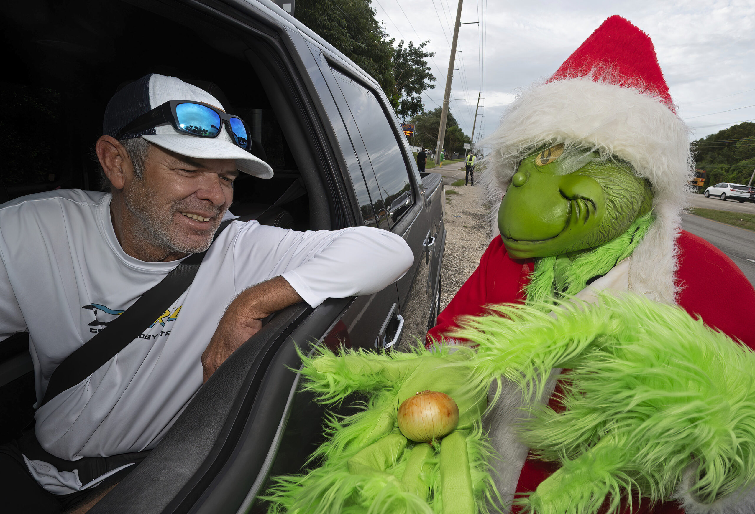 Keys Grinch Cop