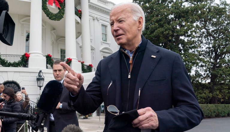 Biden tells reporters to start reporting on the economy ‘the right way’