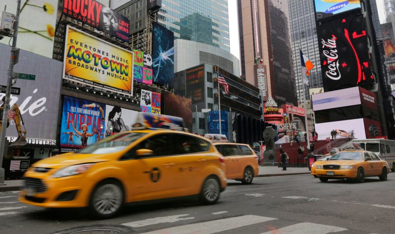 Uber to feature New York City taxis on app