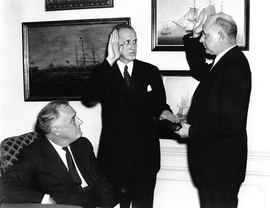 Franklin Roosevelet, Harry Hopkins , Stanley Reed