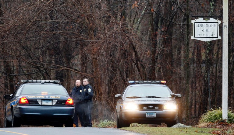 Tri-state manhunt underway for suspect in Connecticut double homicide