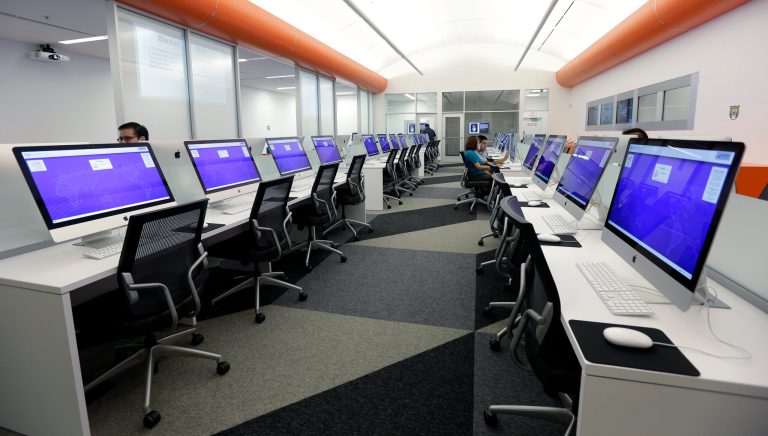 FBI lost over 200 computers and a heap of other equipment last year: Report