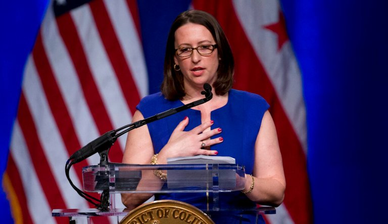 Proposal to reinstate newly lifted DC vaccine mandate ditched over lack of votes