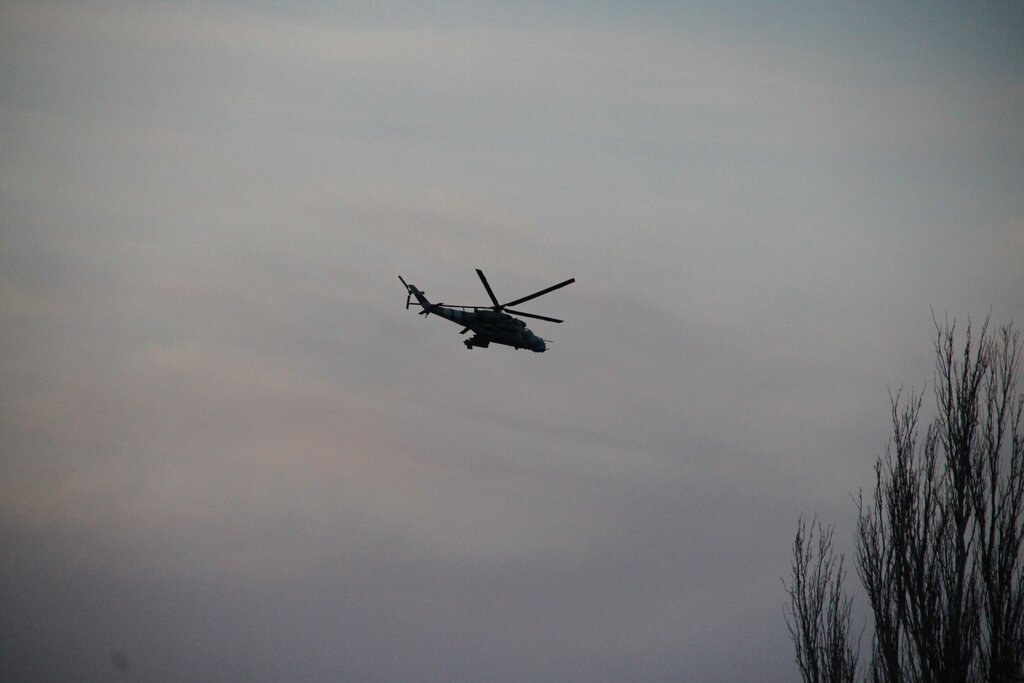 Ukraine must push Russian forces toward their border