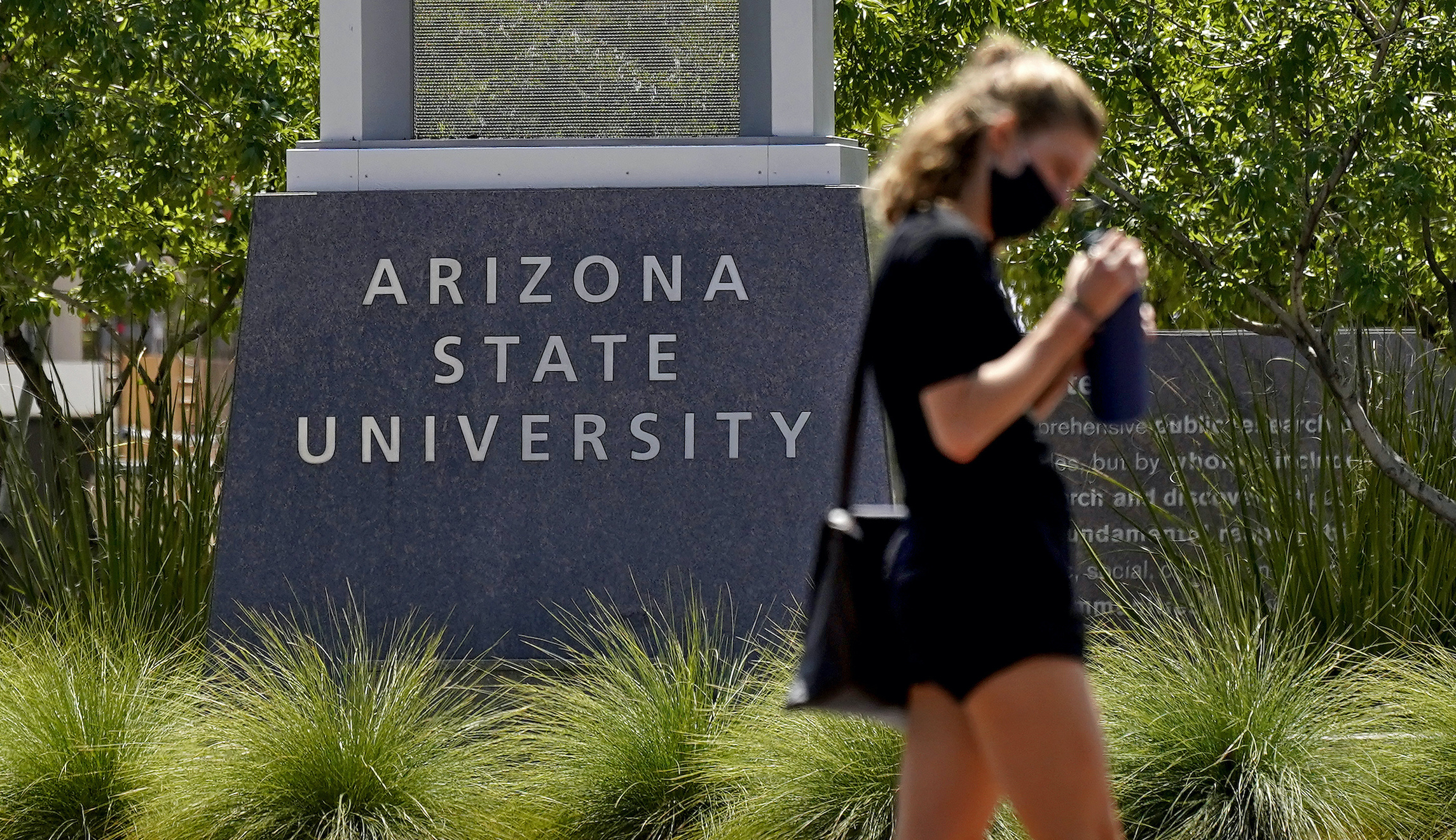 College campuses are now coronavirus ‘hot spots’