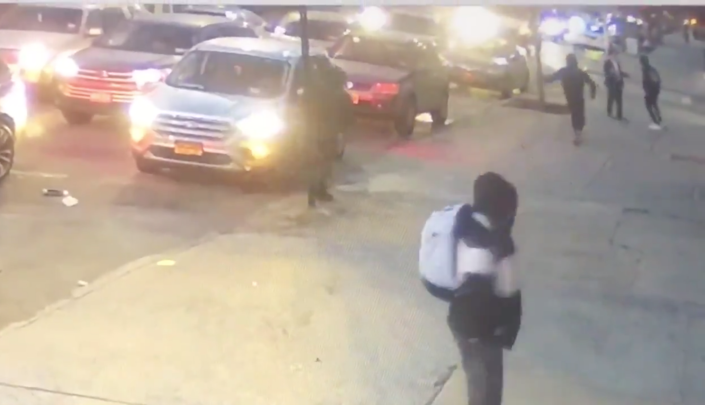 VIDEO: Teens attack Orthodox Jew while he walks street in New York