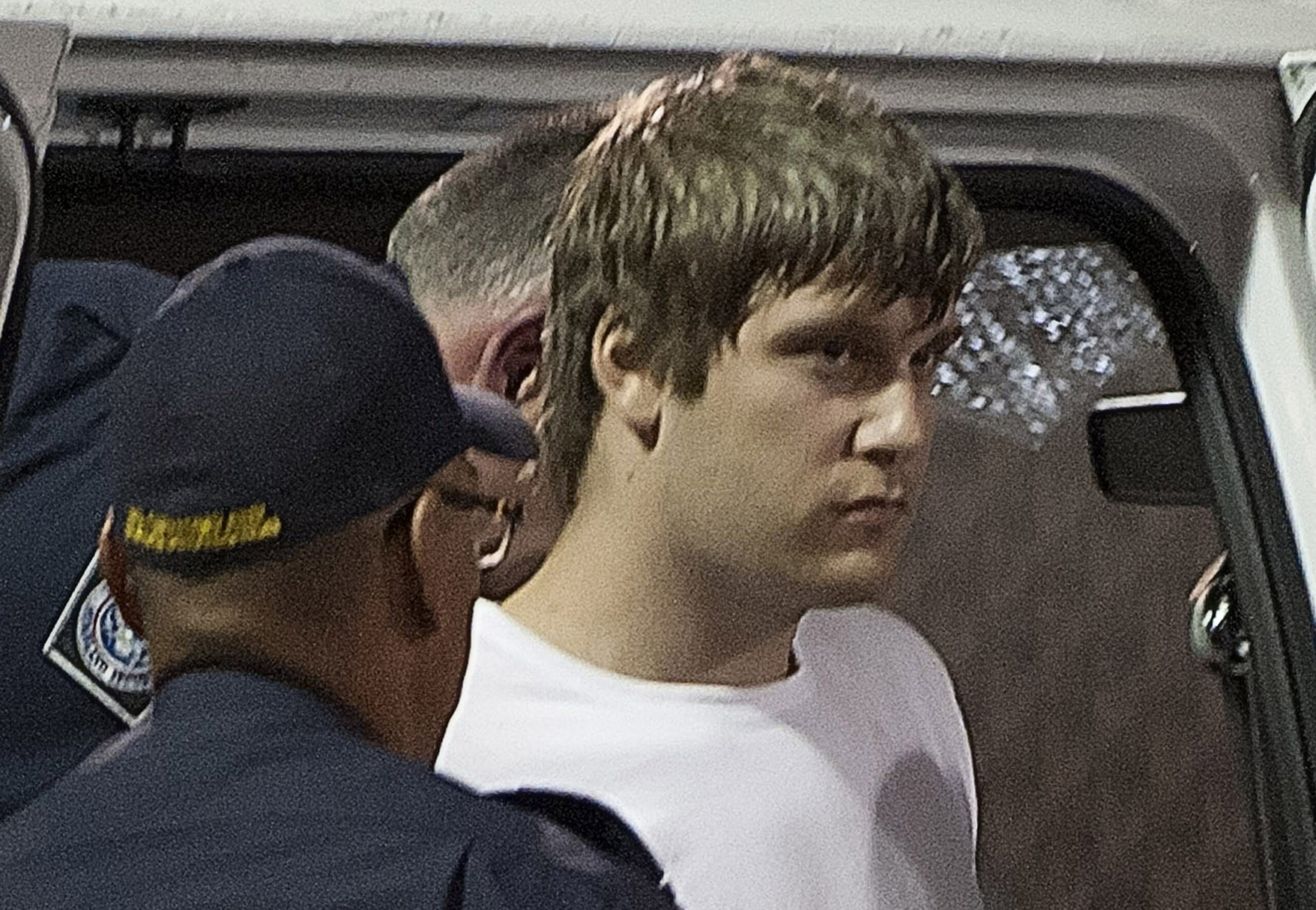 Police: Canada suspect carried $330,000 in cash