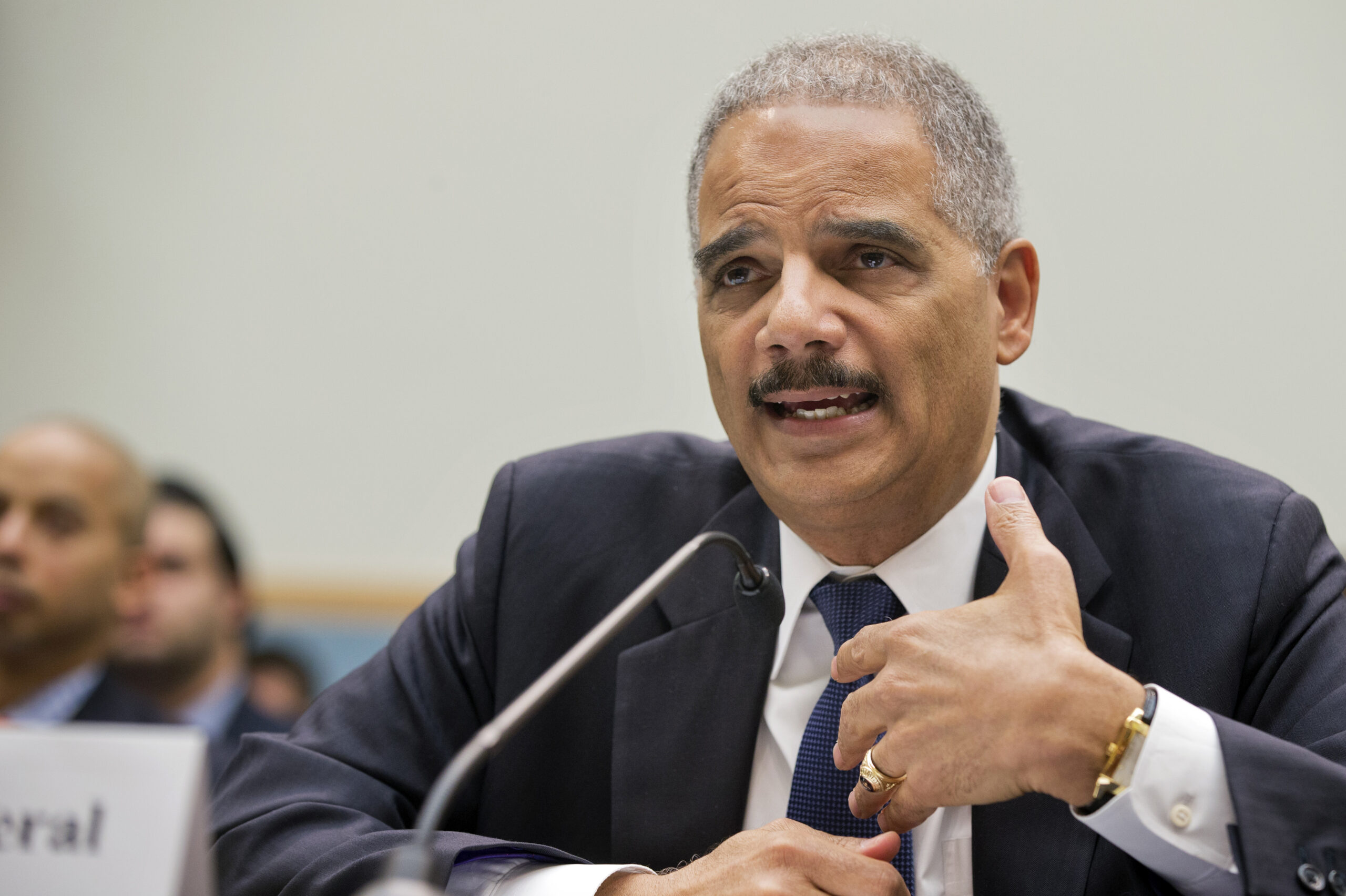 Eric Holder in hot water with federal judge over drug sentencing guidelines