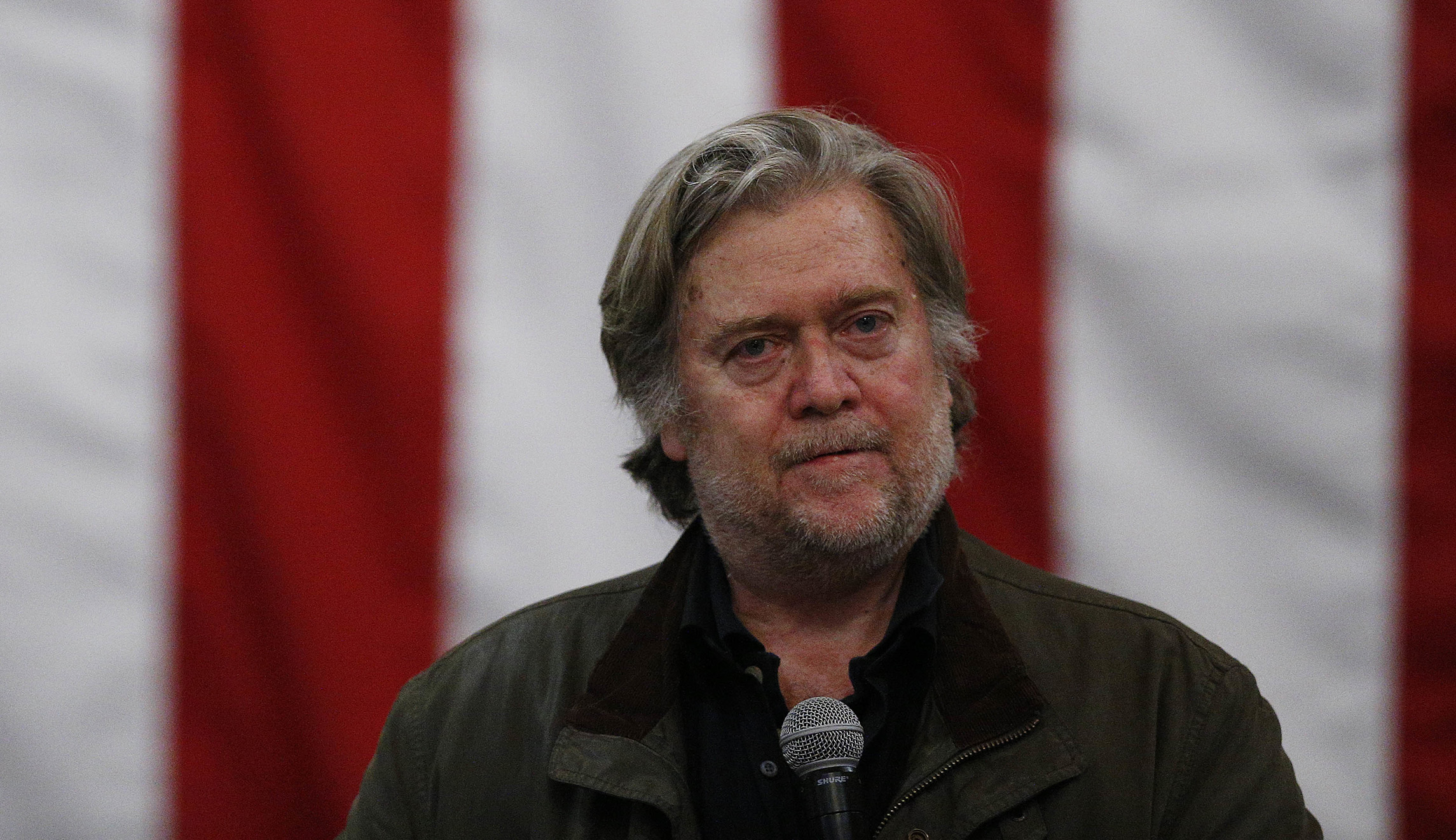 Steve Bannon stepping down from Breitbart after controversial comments in tell-all book