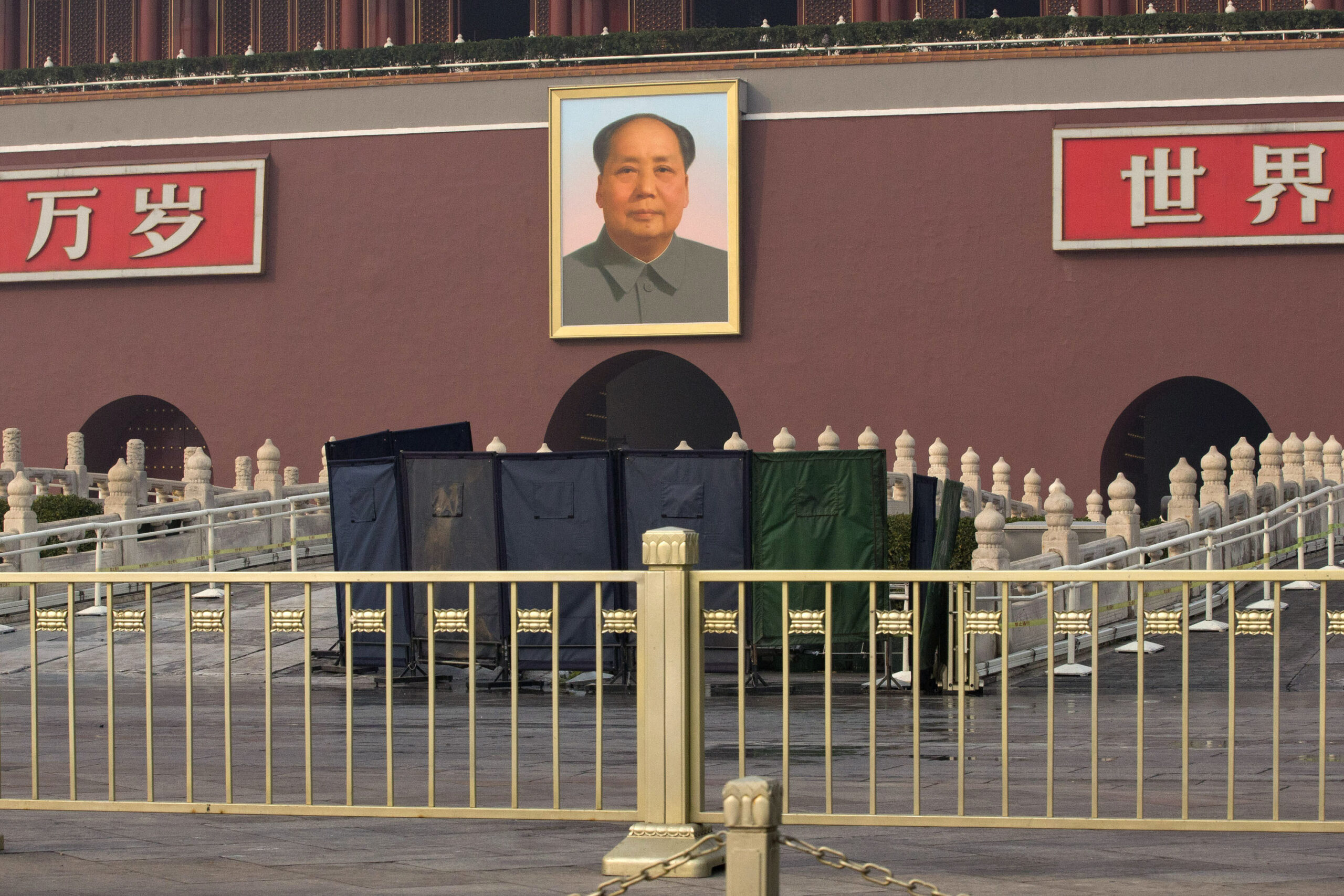 China indicts 8 over 2013 Tiananmen Gate attack