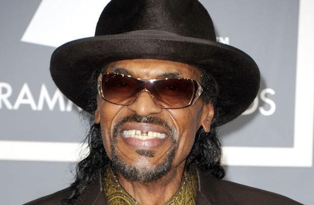 Viewing for Chuck Brown attracts hundreds