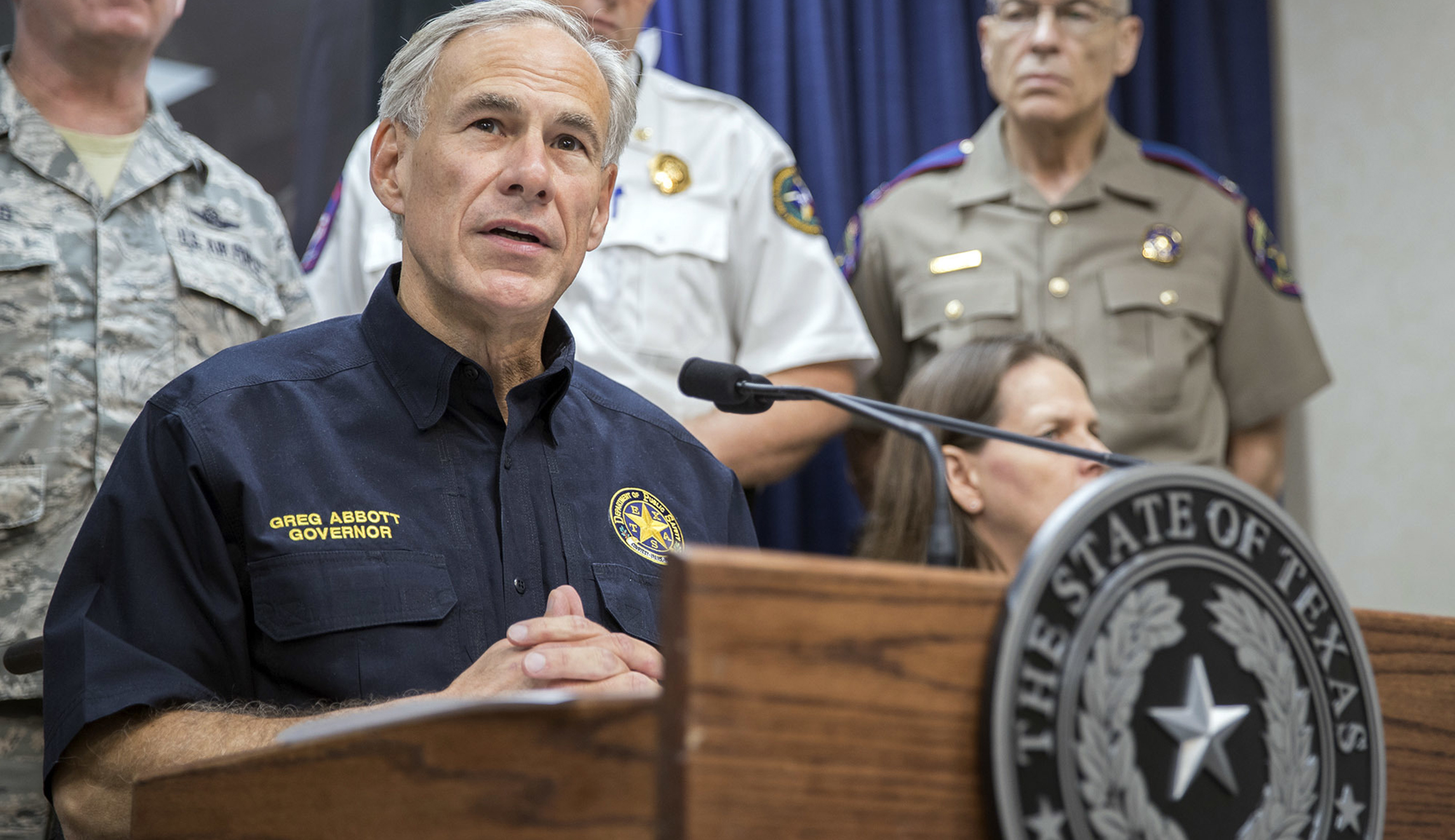 Greg Abbott vows to spend 2023 building Texas border wall following long delay