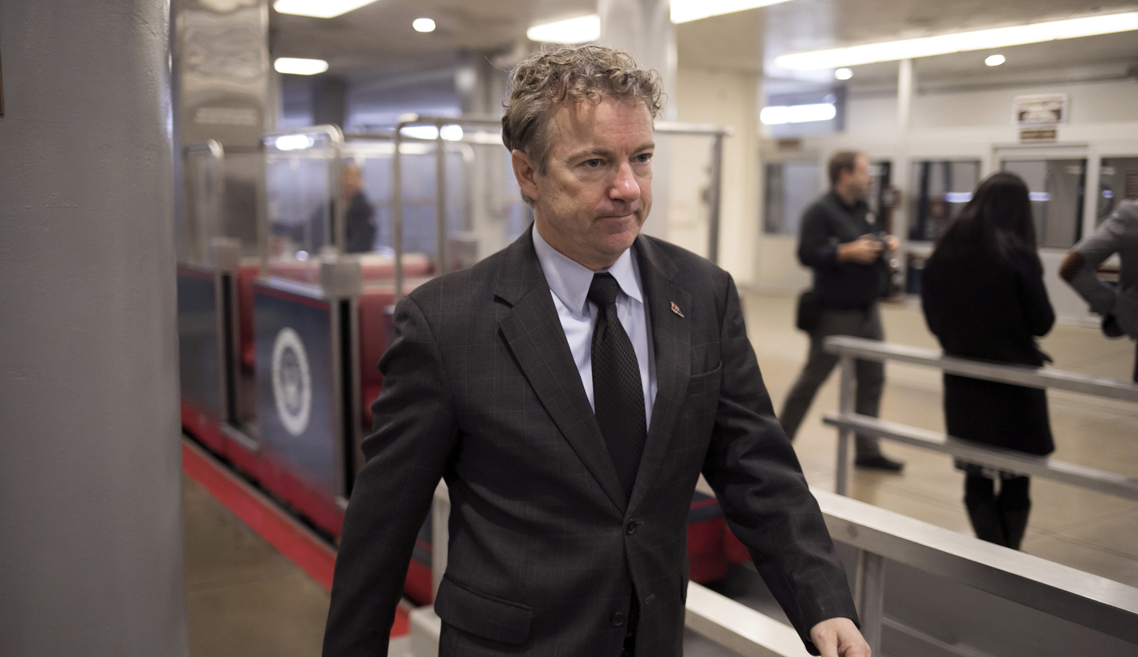Rand Paul delaying Senate vote to avoid shutdown to protest budget deal