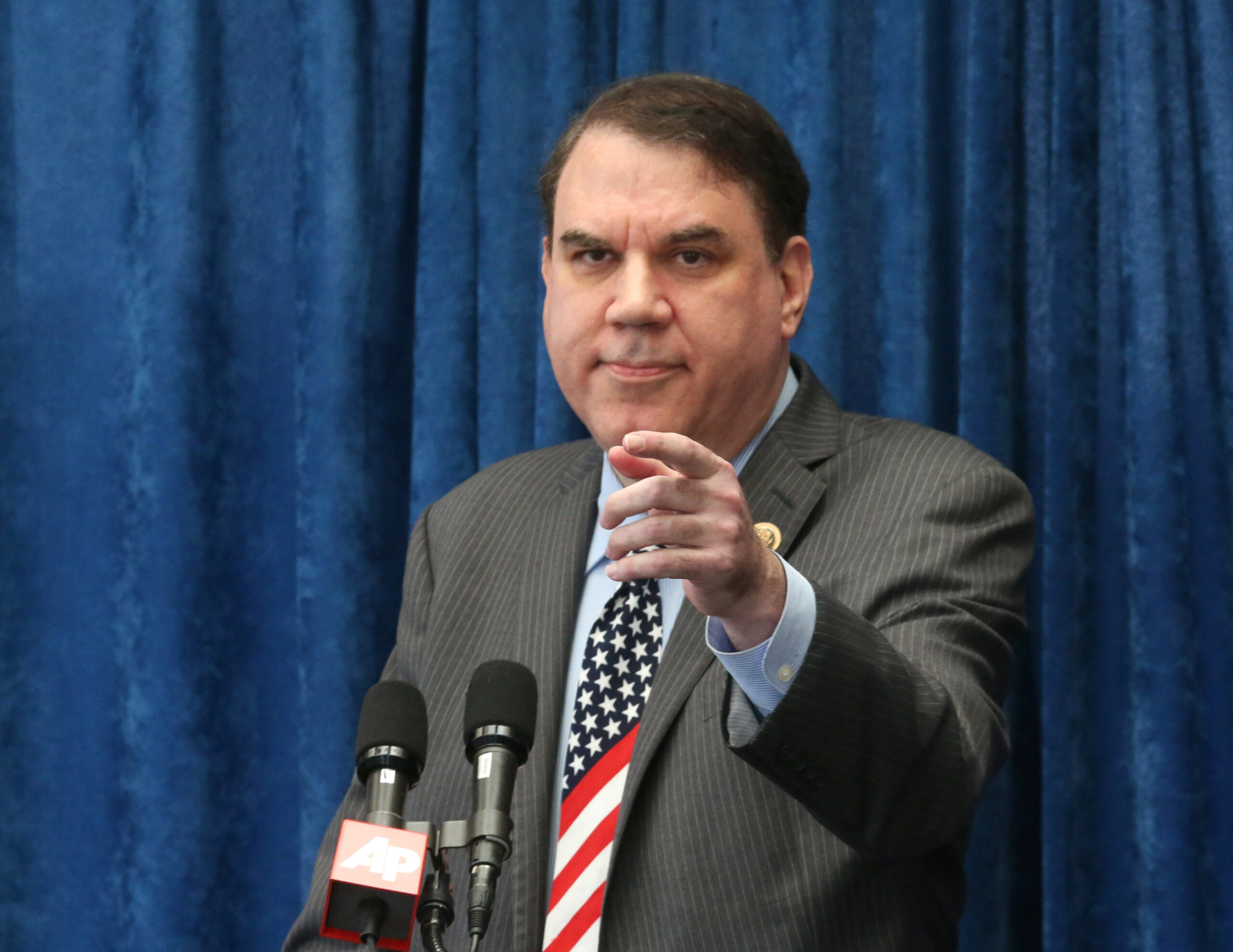 Former Democratic Rep. Alan Grayson uses Jon Ossoff’s campaign to raise money for himself