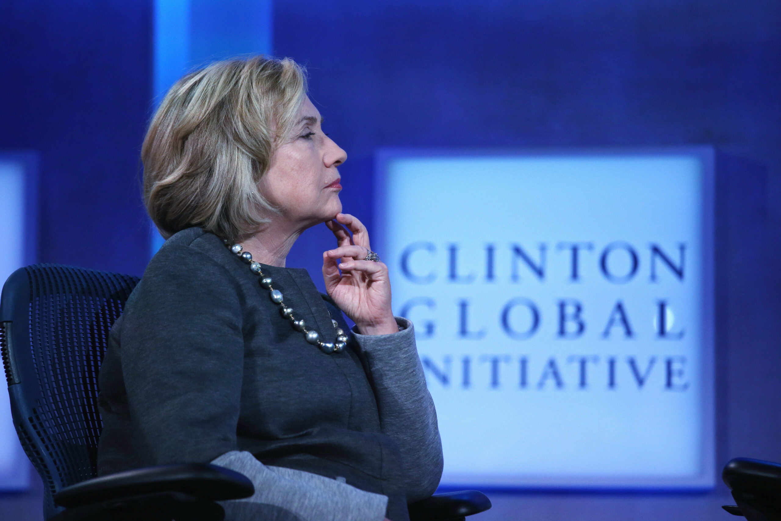 Women hold fewer top positions, earn less than men at Clinton Foundation -UPDATED