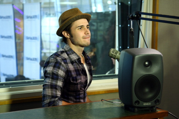 NEW YORK, NY - SEPTEMBER 16:  American Idol winner Kris Allen  visits Kids Place Live at SiriusXM Studios on September 16, 2011 in New York City.  (Photo by Neilson Barnard/Getty Images)