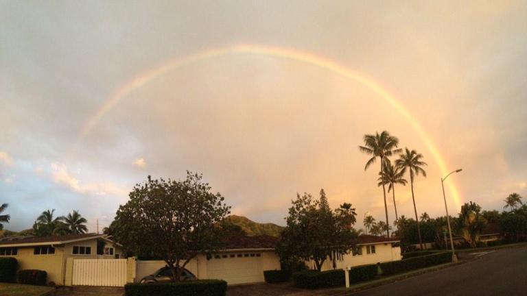 White House reporter David Nakamura was moved by a rainbow sighting over the first family's vacation home. (David Nakamura/Twitter)