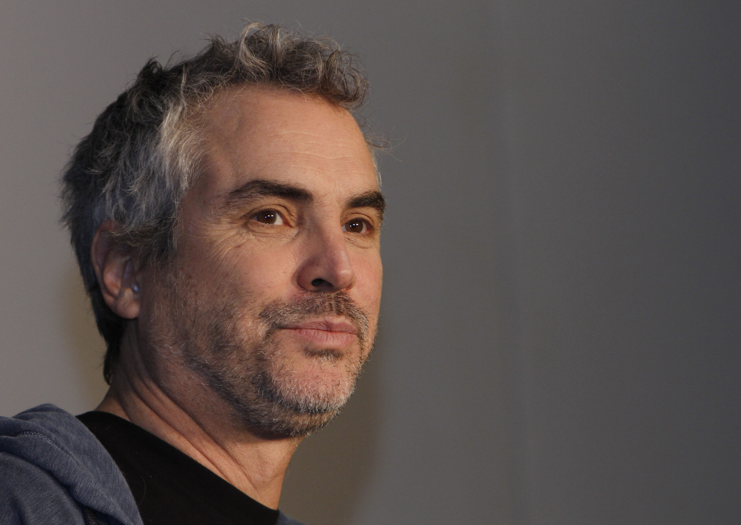 Oscar-winning director questions Mexican president