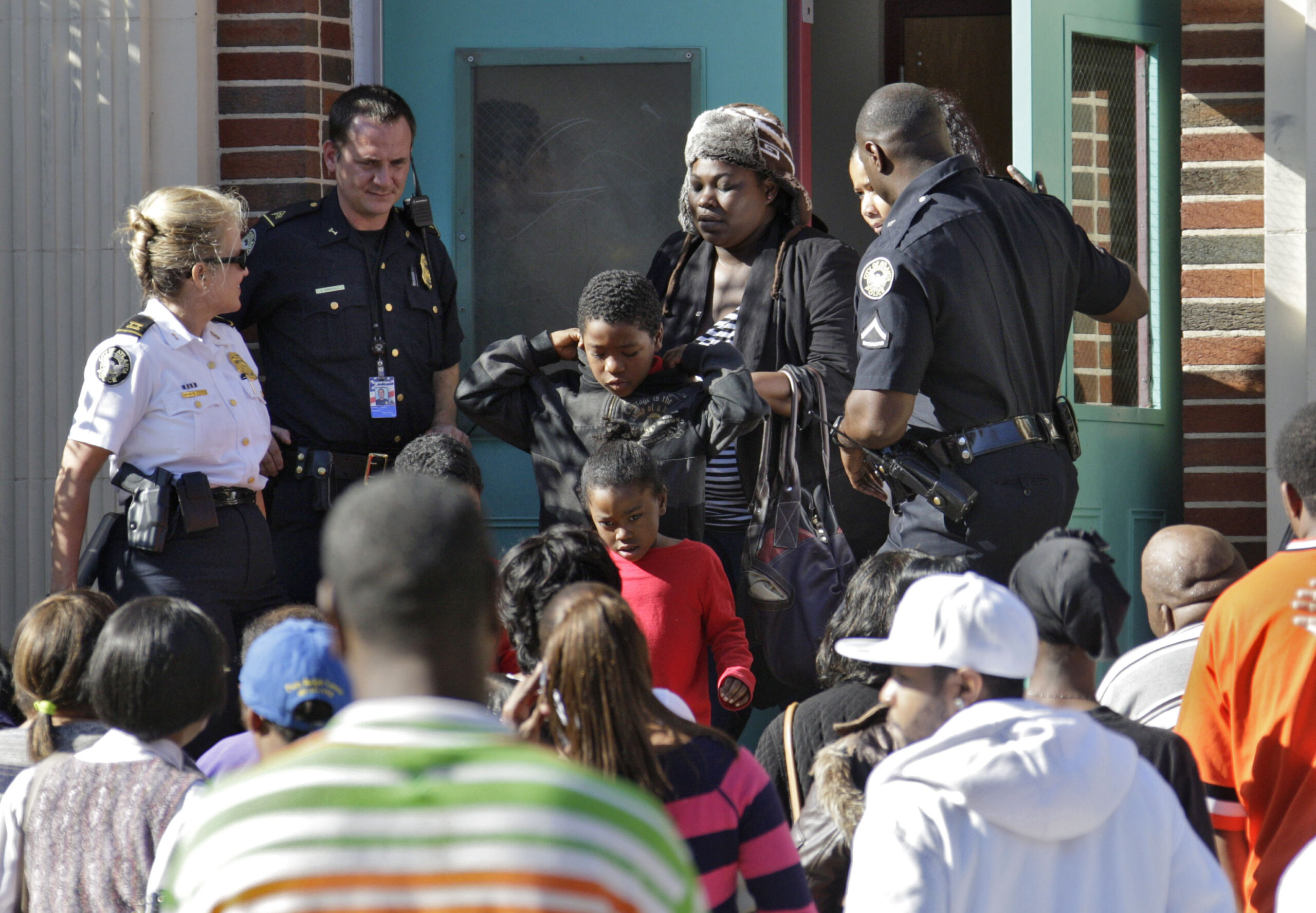Carbon monoxide sickens 42 kids at Ga. school