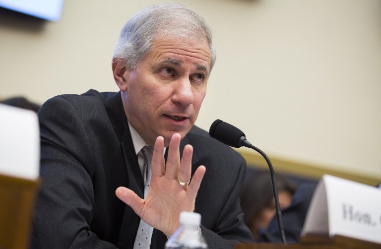 FDIC Chairman Martin Gruenberg says megabanks whose living wills have been rejected will have a chance to fix them. (Drew Angerer/Bloomberg)