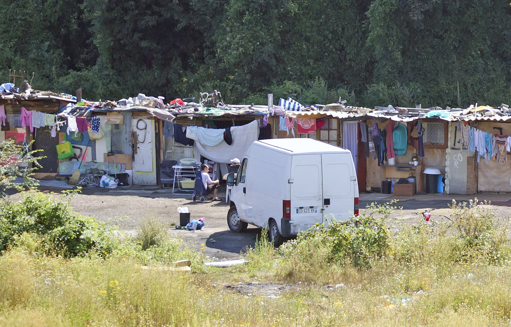 Roma teen left for dead in French vigilante attack