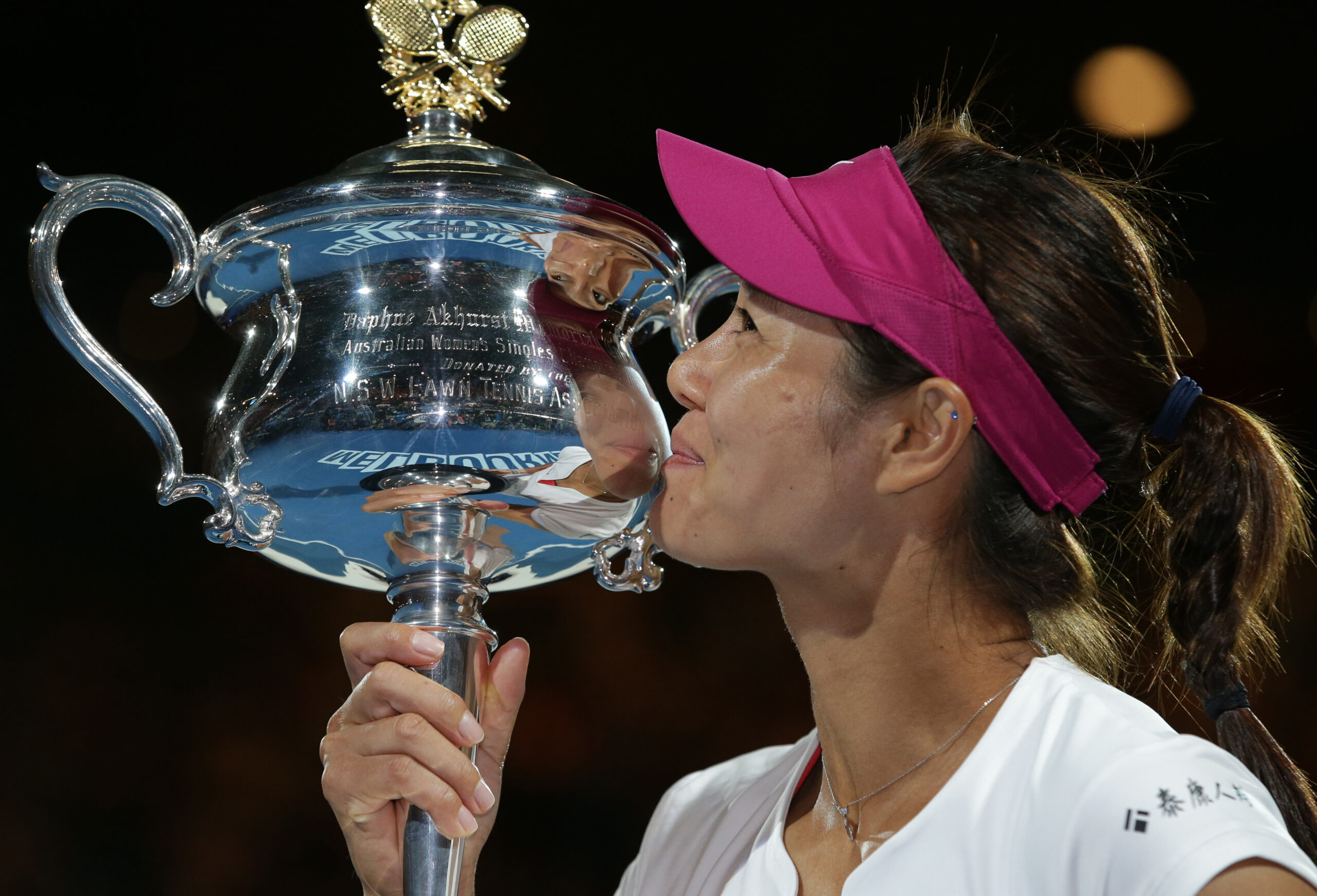 Li Na wins Australian Open in 3rd trip to final