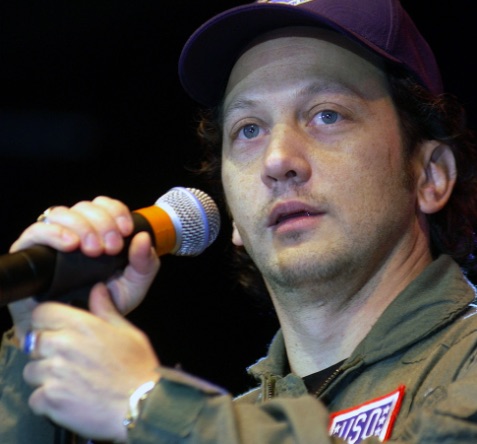 Rob Schneider’s Attempt at Spanish Cooking Roasted for Being Culturally Offensive