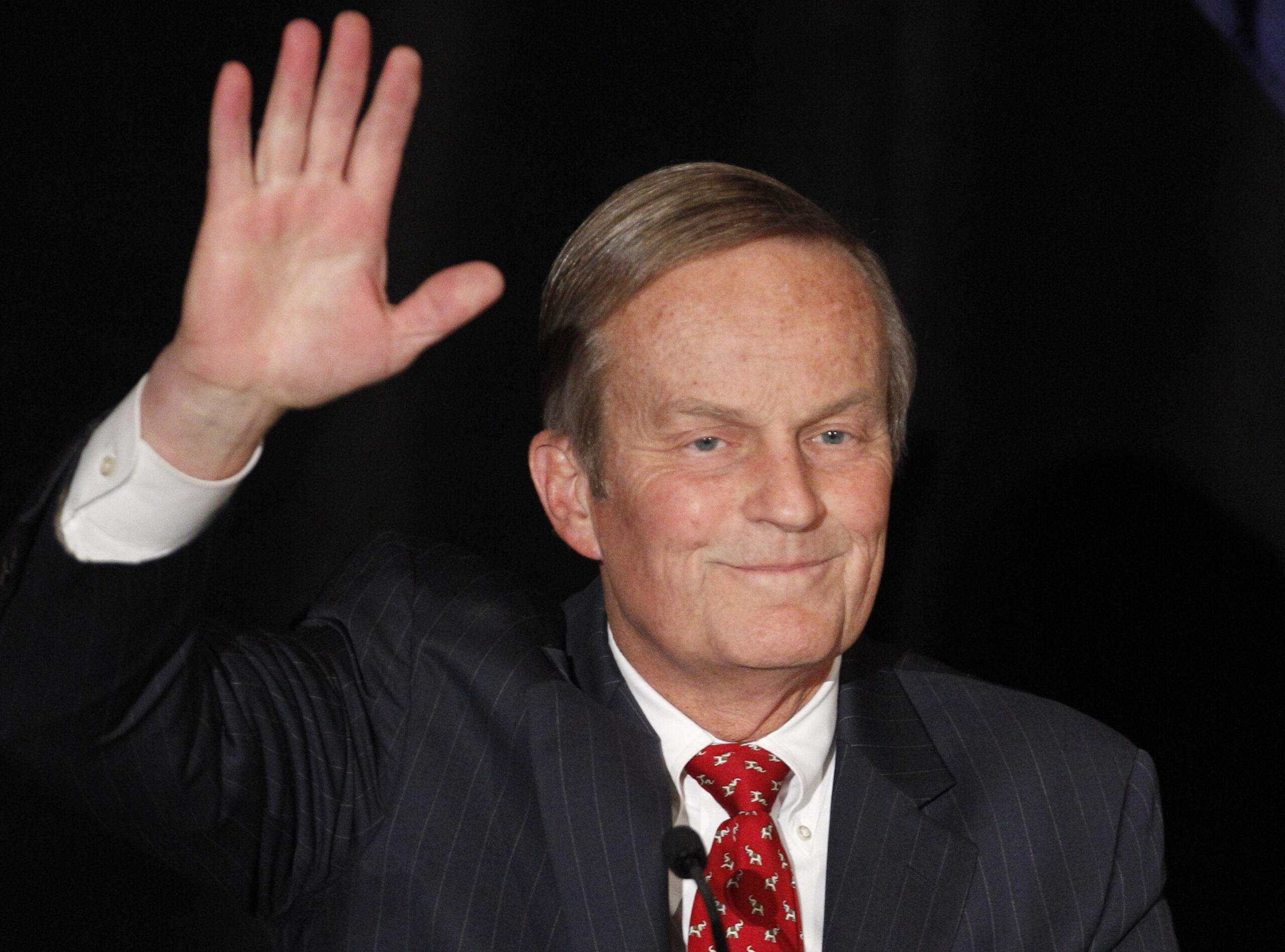 Democrats look to cement ‘war on women’ charge amid Akin outrage