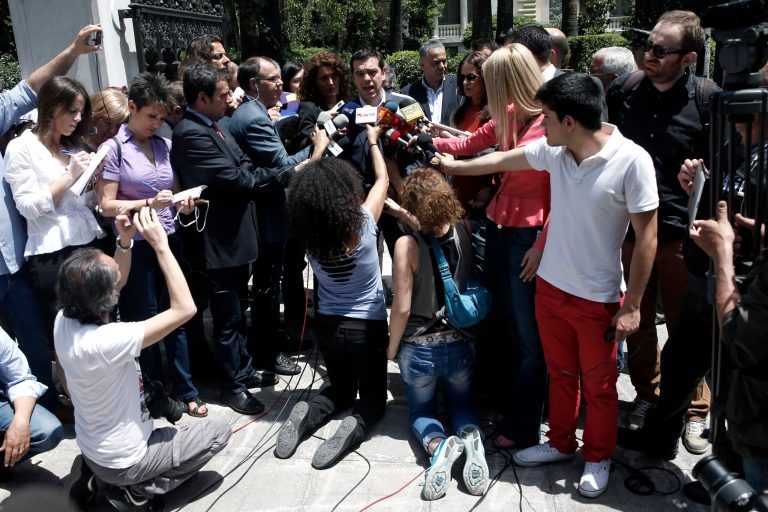 Greece: Anti-bailout party demands early election