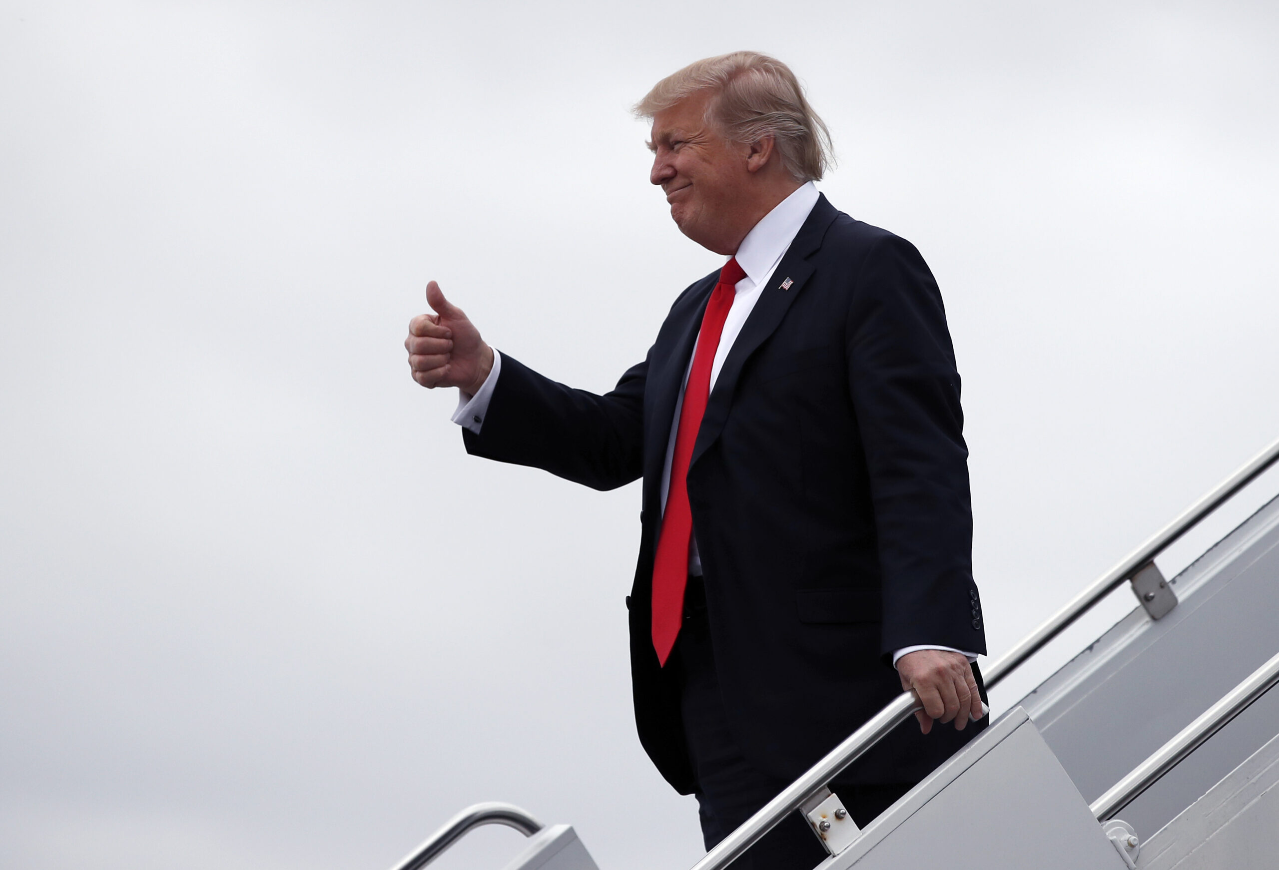 Protester arrested outside Trump’s Florida fundraiser