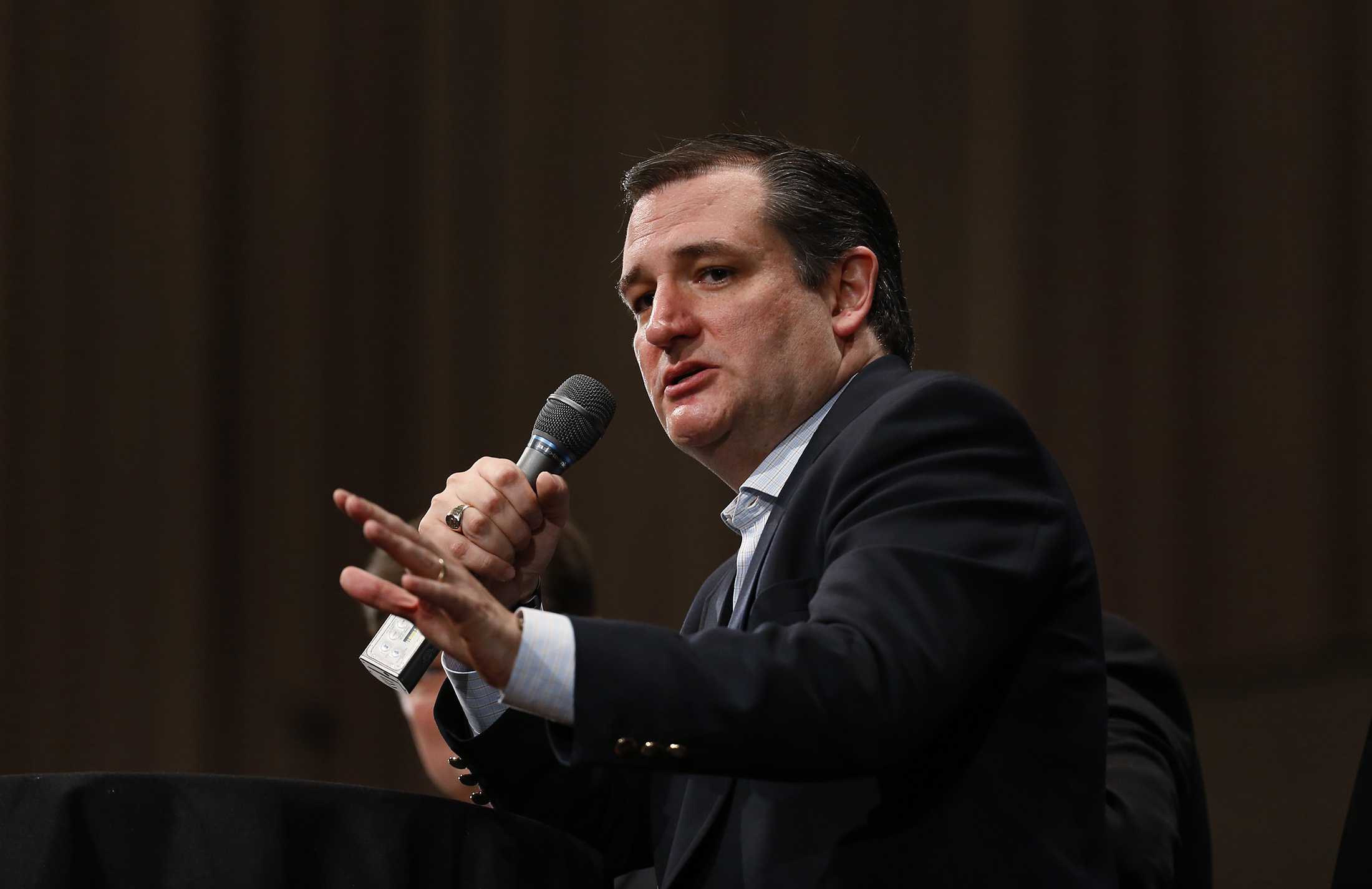 Cruz’s new Trump attack: He’d ruin the Supreme Court
