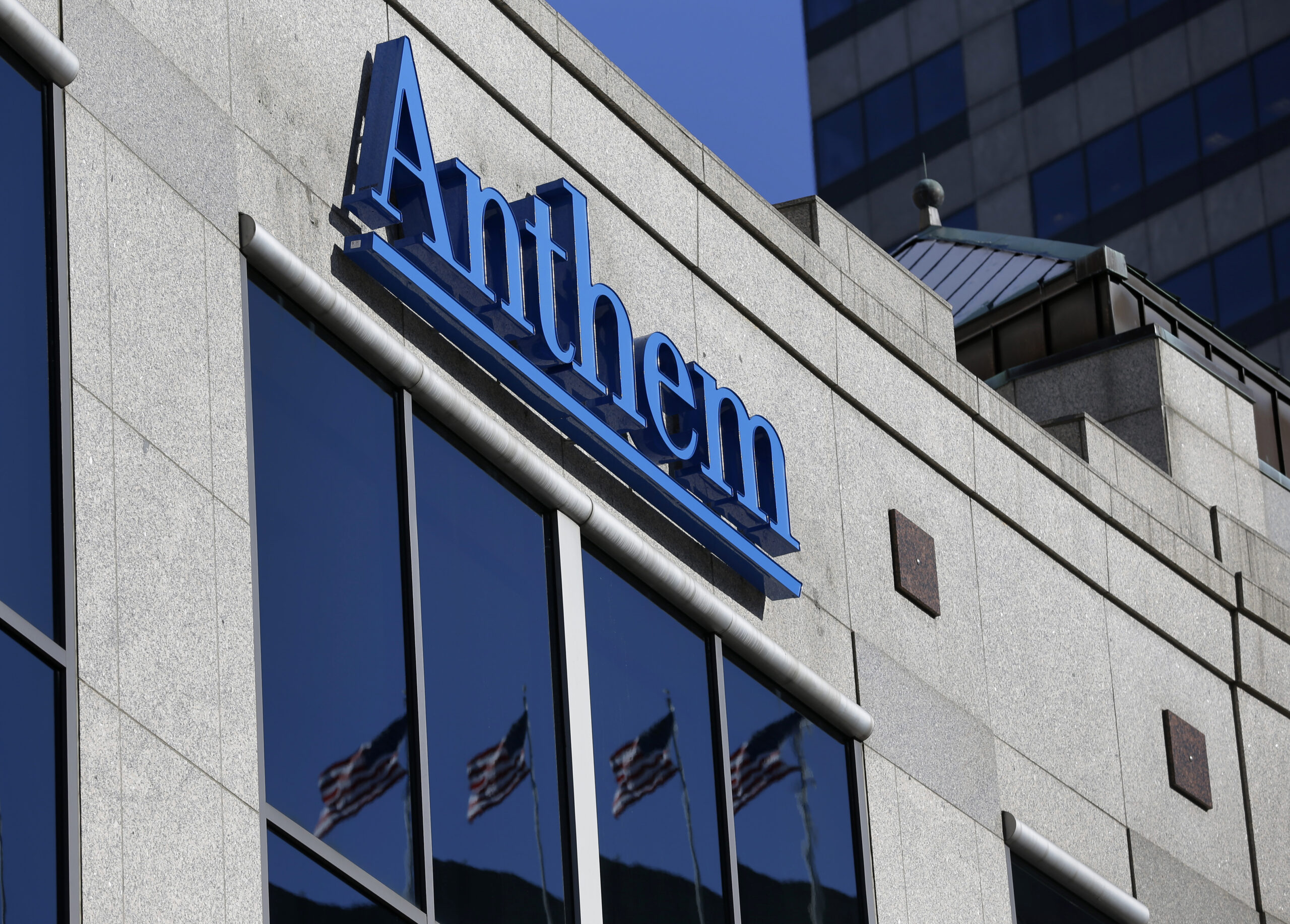 Obama administration sues to block big insurance mergers