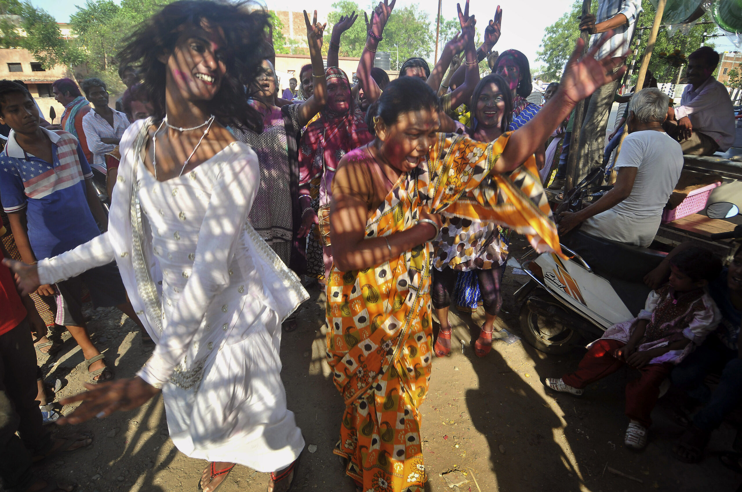 India’s top court recognizes third gender category