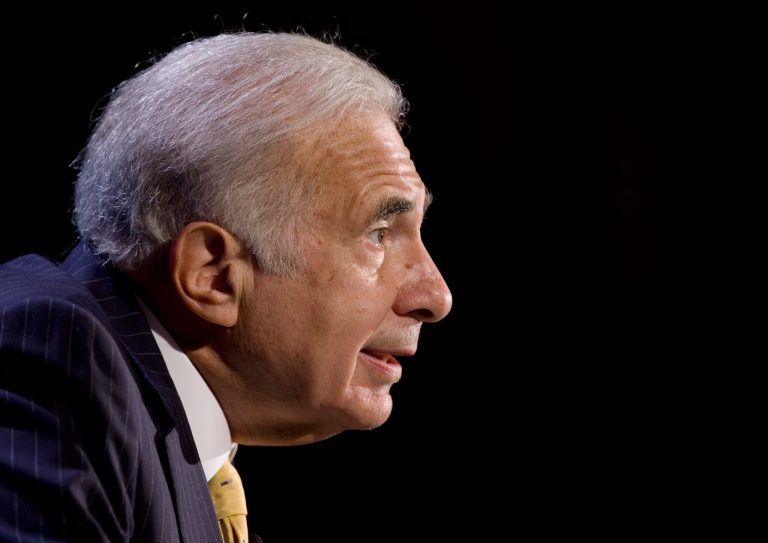 FILE -  In this Oct. 11, 2007 file photo, private equity investor Carl Icahn speaks at the World Business Forum in New York. Icahn said Wednesday, Jan. 22, 2014, he has purchased $500 million worth of Apple stock in the past couple of weeks to bring his total holdings in the company to more than $3 billion of shares.  (AP Photo/Mark Lennihan, File)