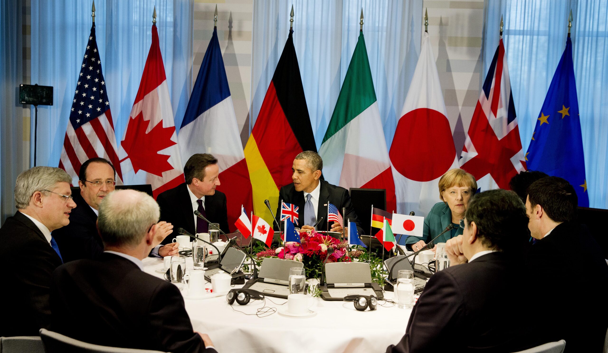 Leaders scrap June G-8 summit in Russia