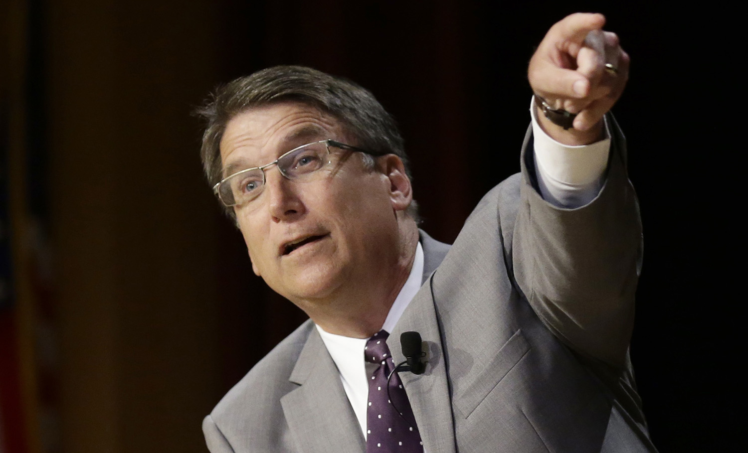 North Carolina Gov. McCrory sues Justice Dept. over ‘bathroom law’