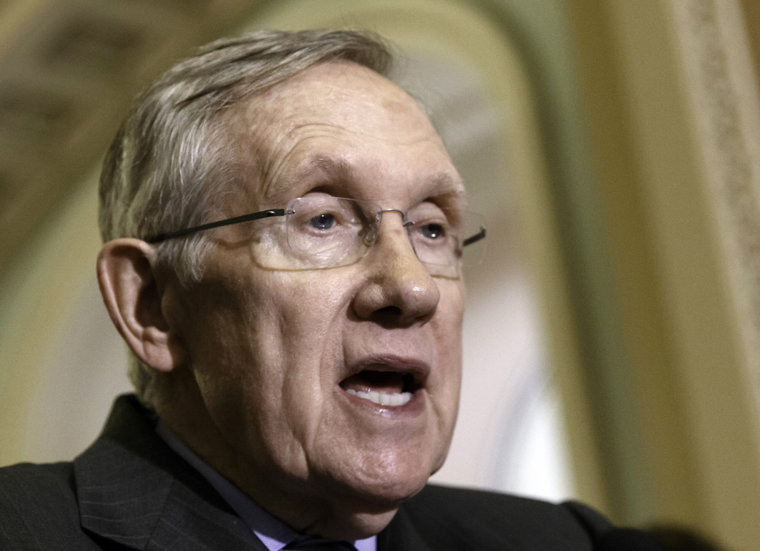 Reid pulls spending bill after spat with GOP