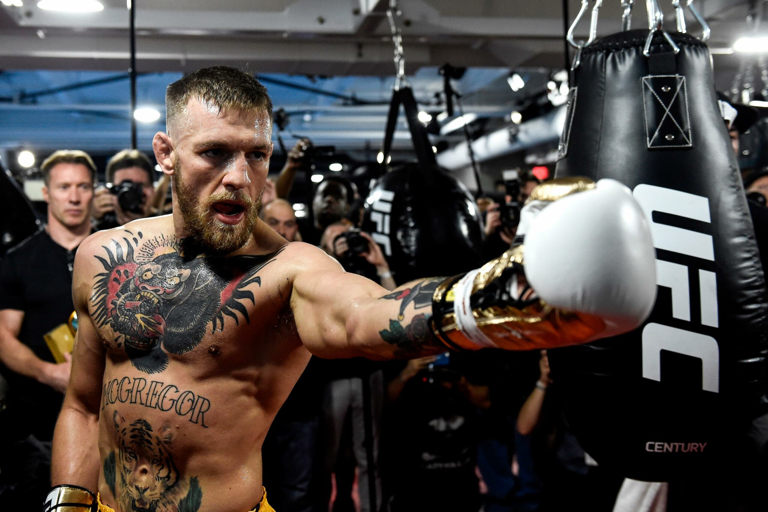 Why Does Floyd Mayweather Think Conor McGregor Is Dangerous?