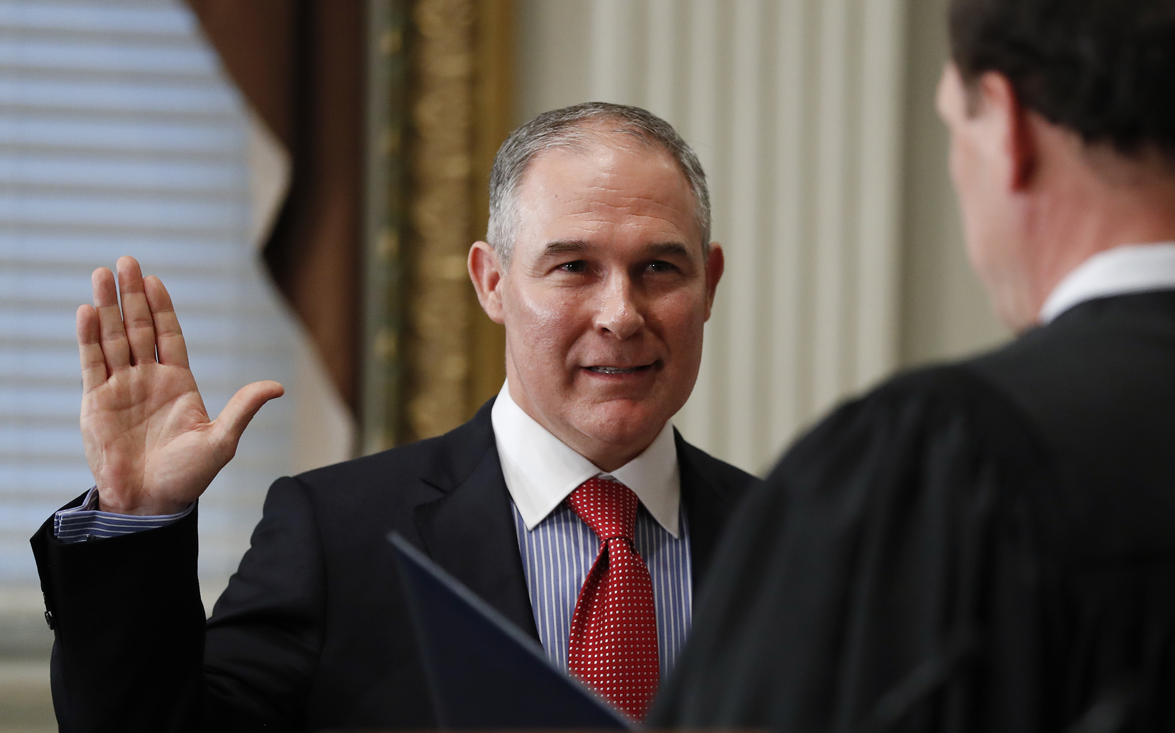 Trump: The Obama EPA was ‘clogging up the veins of our country’, Pruitt will fix that
