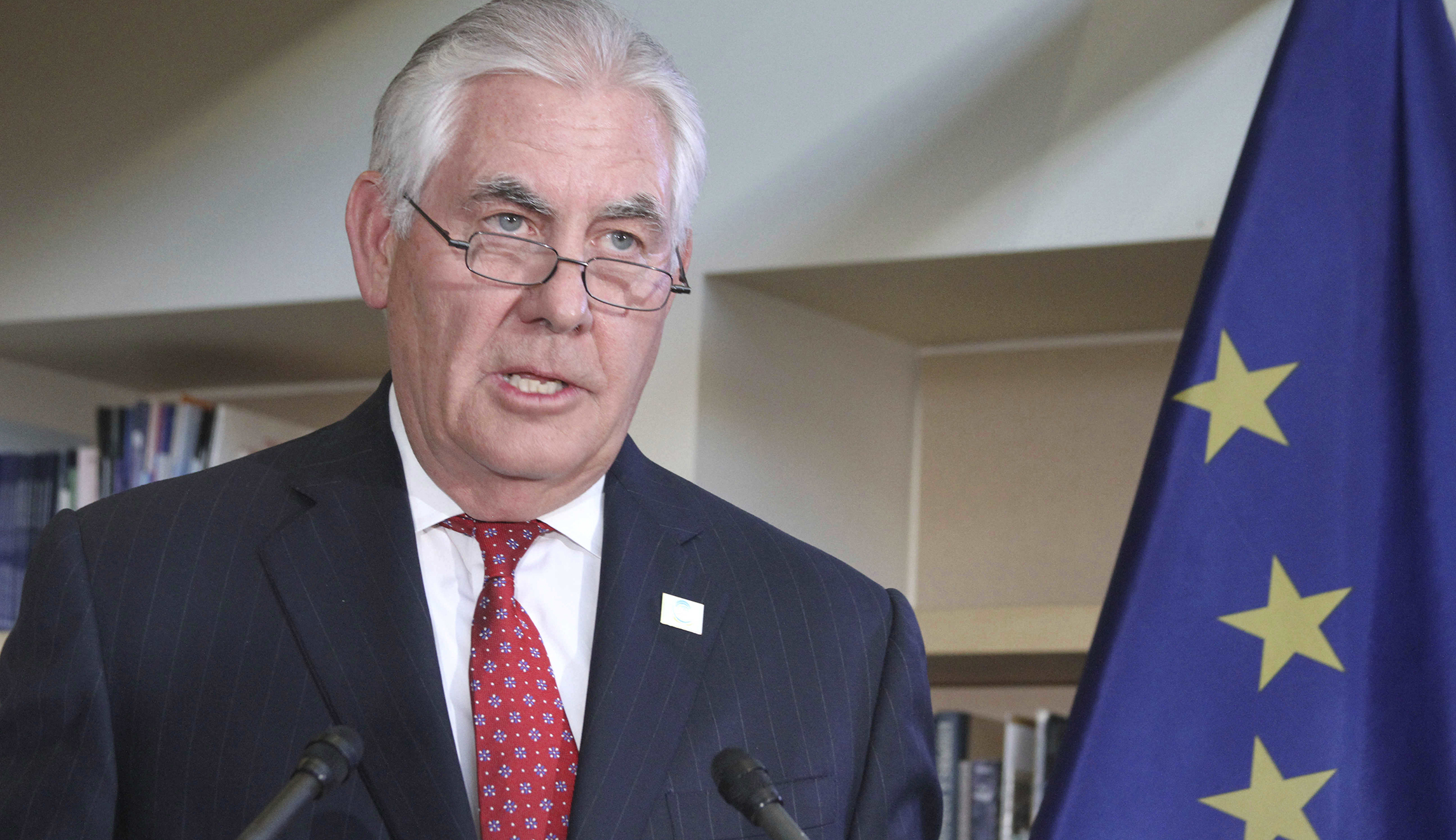 Aide: Rex Tillerson differed with Trump on Charlottesville response