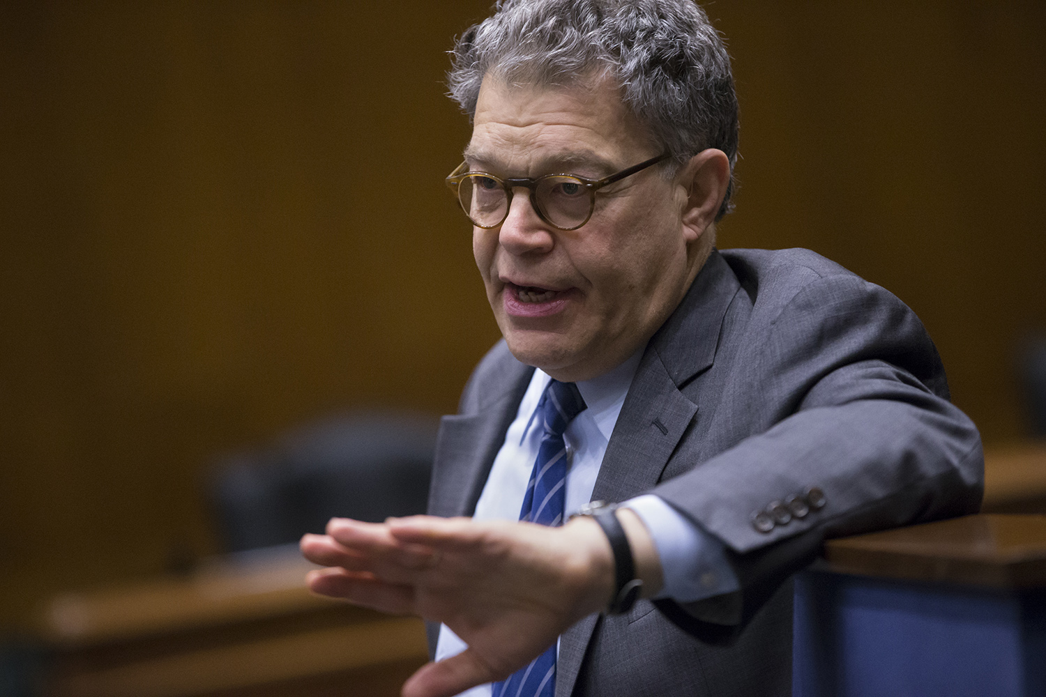 Franken declines to say Sessions lied