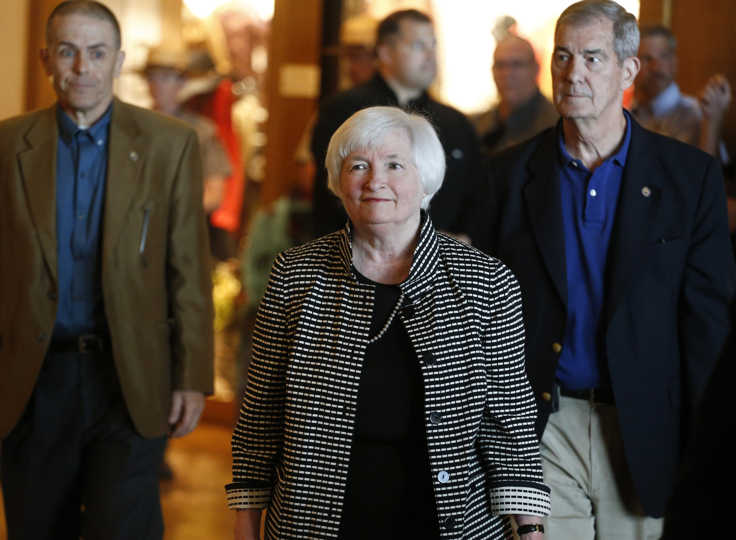 Yellen suggests letting the Fed buy more kinds of assets