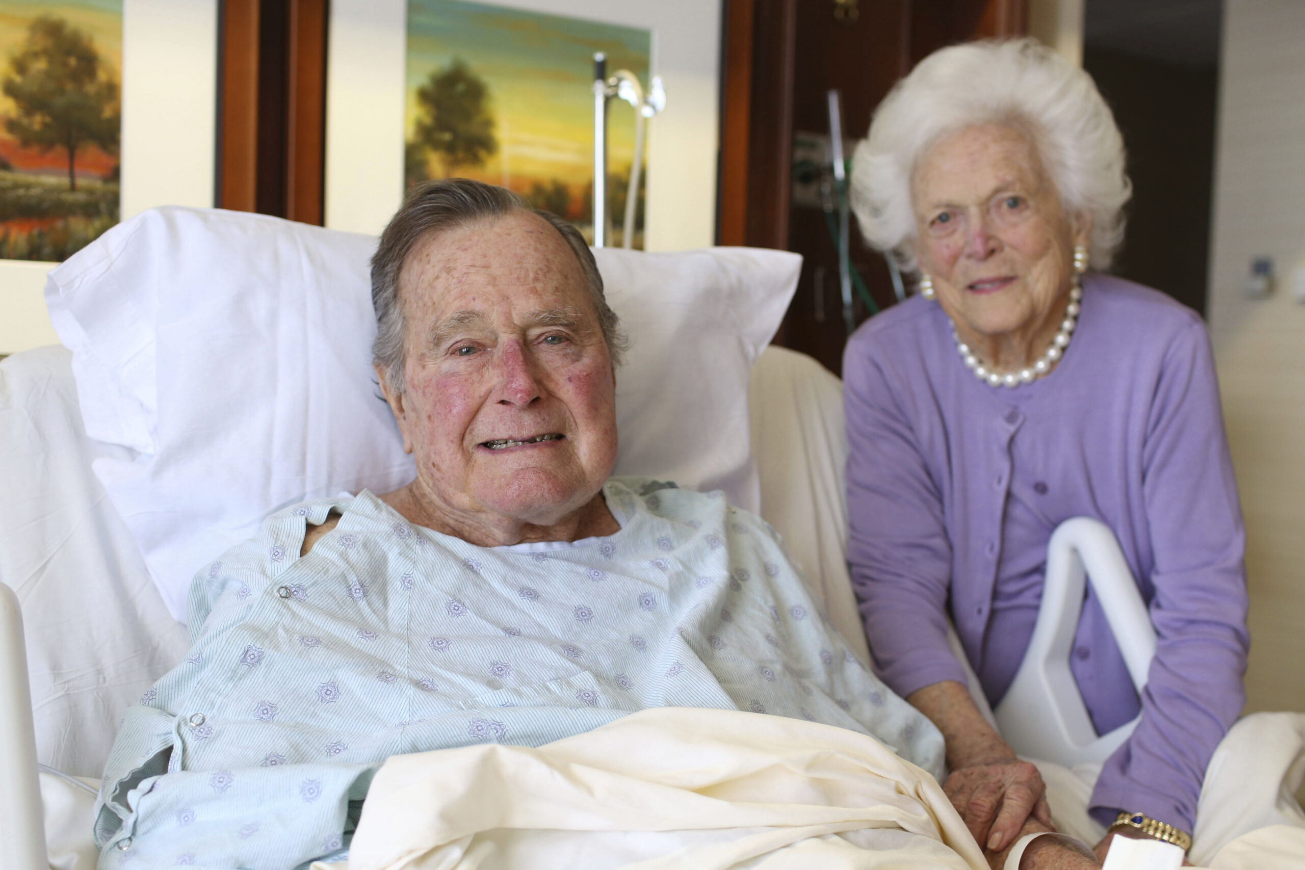 President George H.W. Bush discharged from the hospital