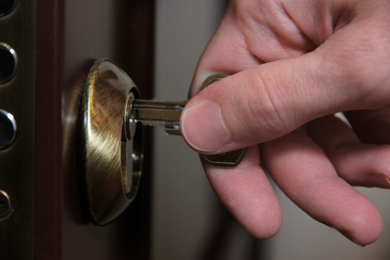 Two handymen said they unlocked and closed up the identical recreation room at a Richmond, Calif., public housing complex called Friendship Manor. (Thinkstock)
