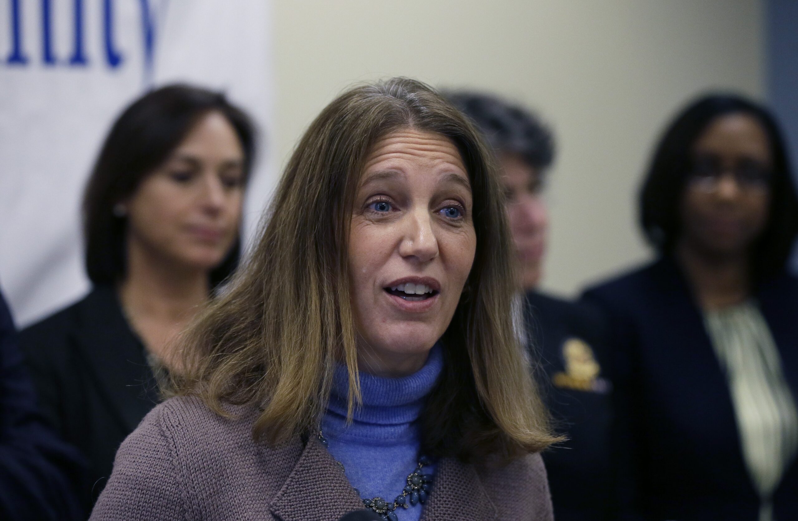 HHS doles out $94 million to fight opioid addiction