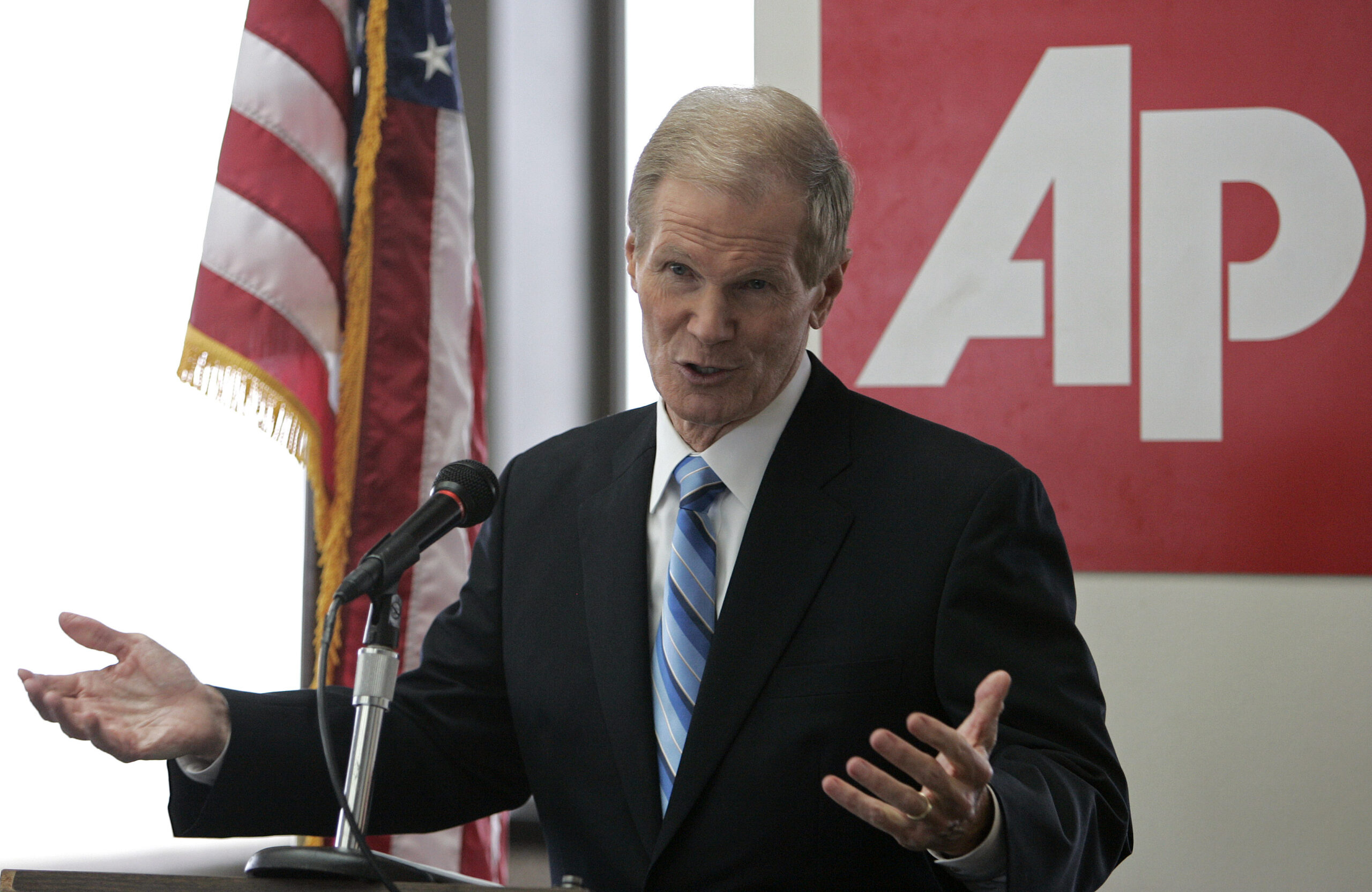 Sen. Bill Nelson: Fix health care website now, pin blame later