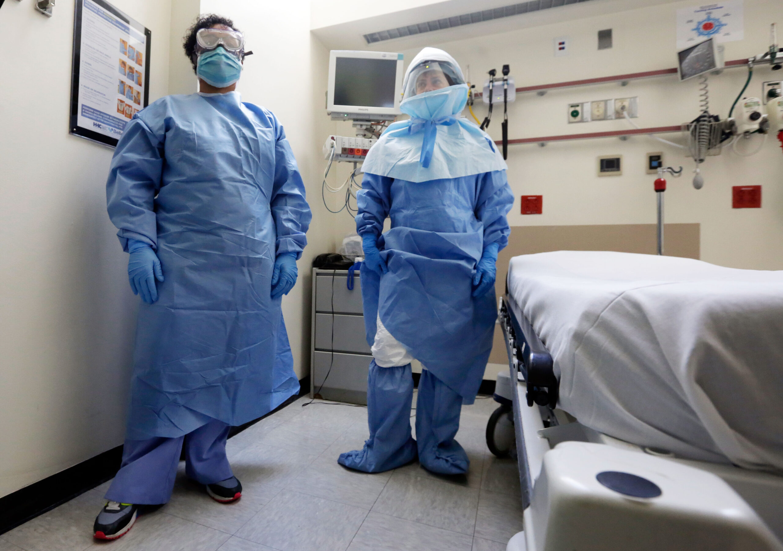 Airport screening for Ebola: 5 things to know