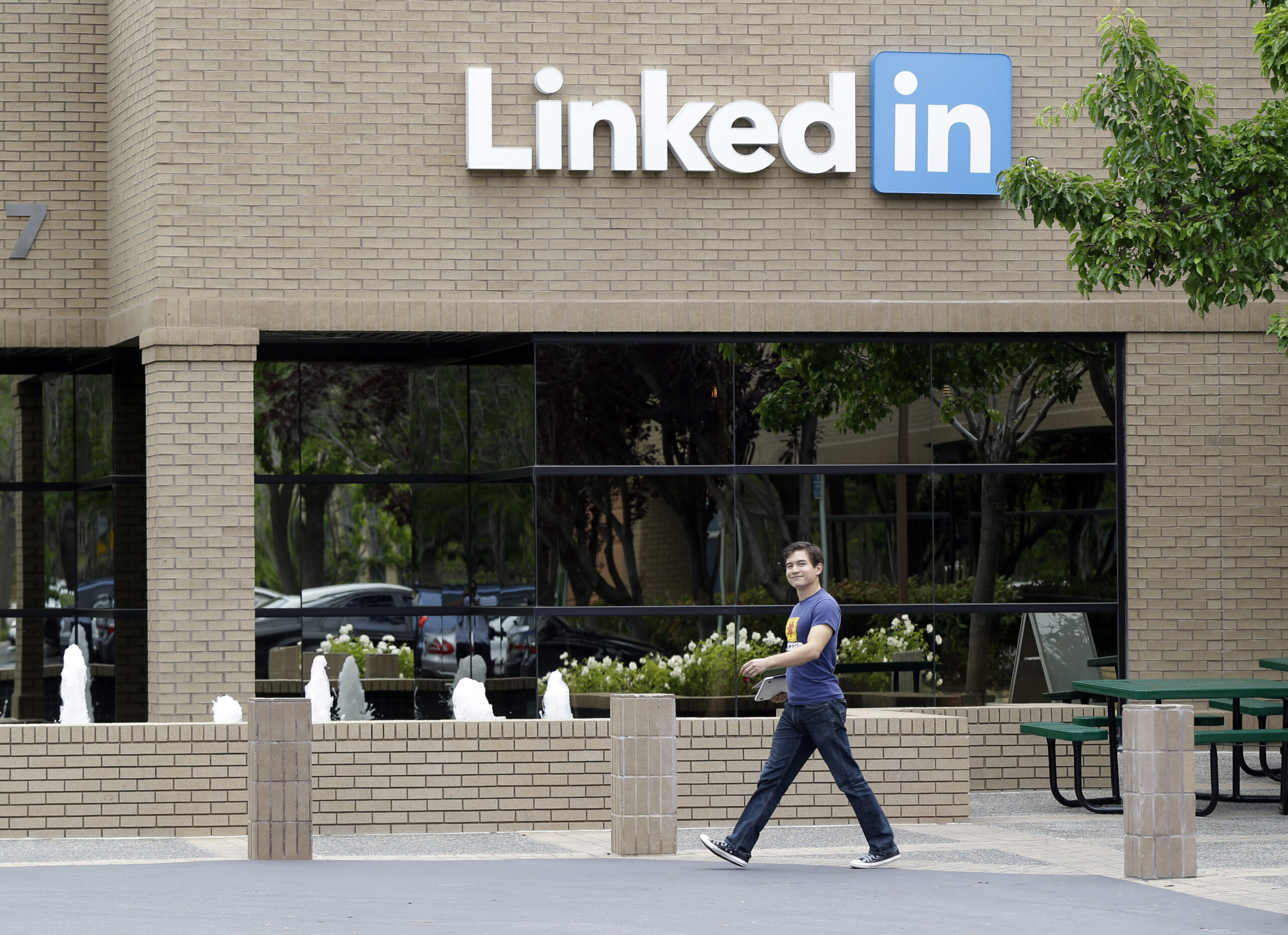 LinkedIn proposes expansion in hometown